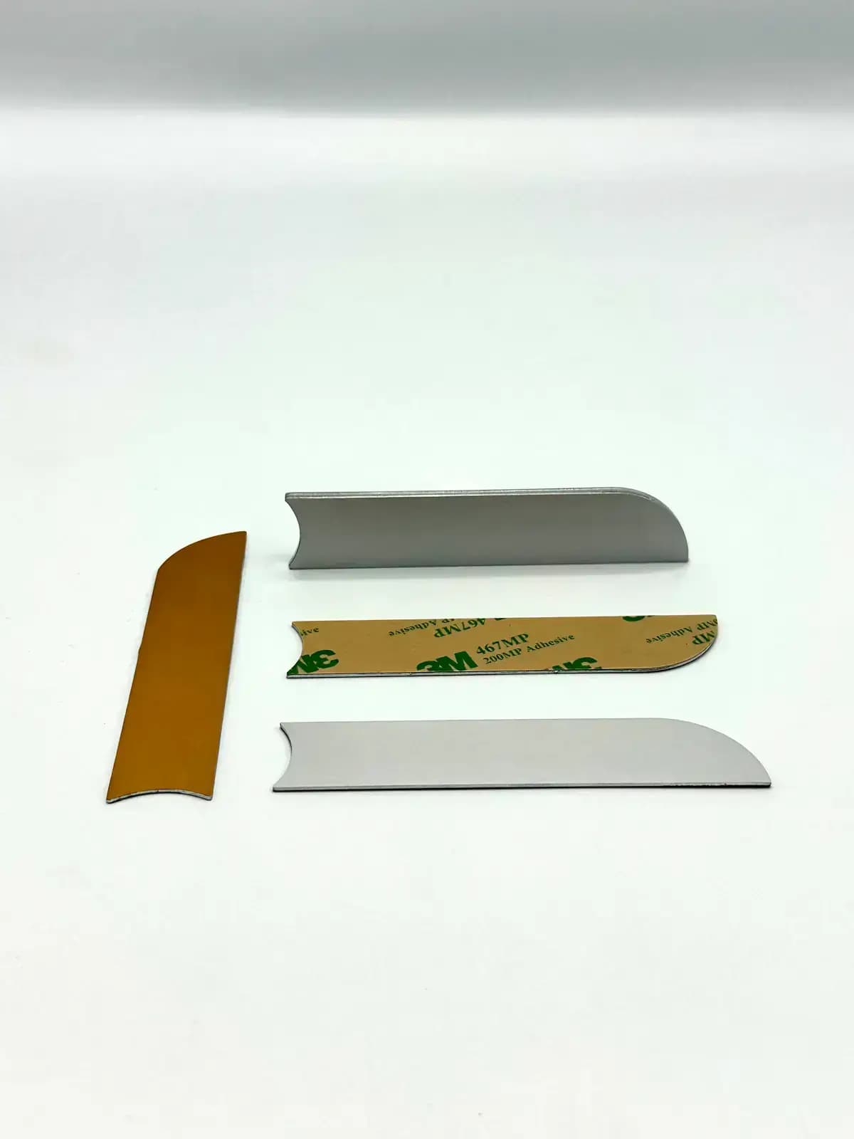 Halbrunde Briefkastenschilder mit Klebefolie