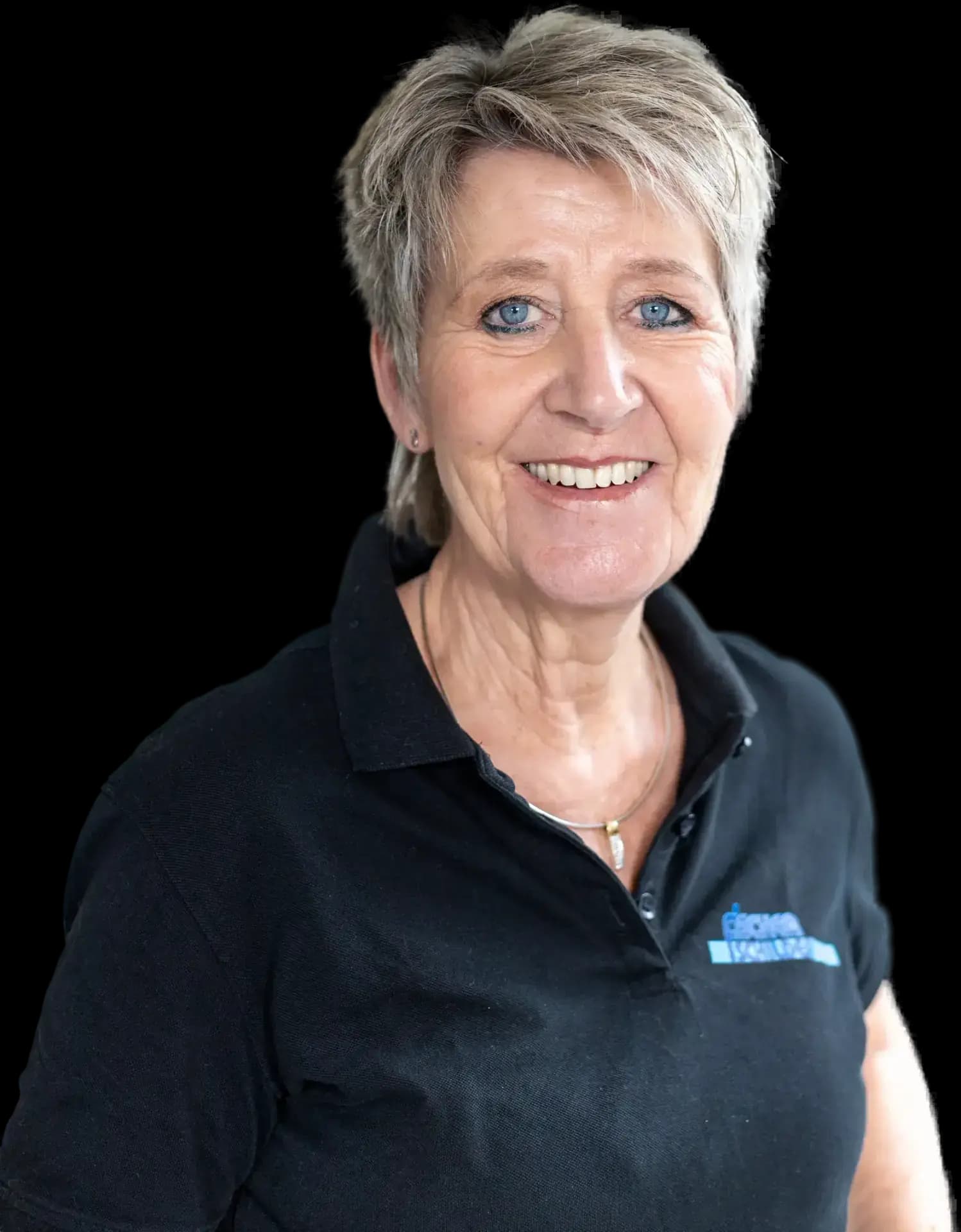 Sonja Fischer, Allrounderin, Montagen bei Fischer Schilder, freigestellt
